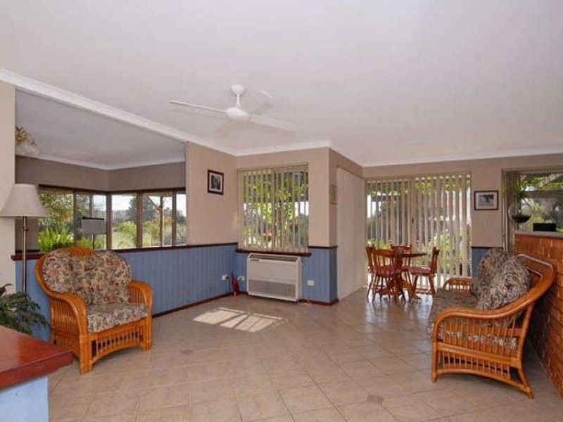 115 Via Vista Drive, Mariginiup WA 6065