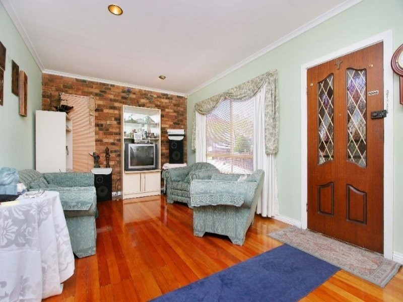 49 Nisbett Street, Reservoir VIC 3073