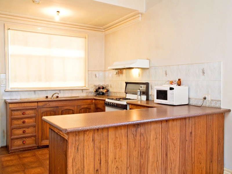 420 Gilbert Road, Preston West VIC 3072