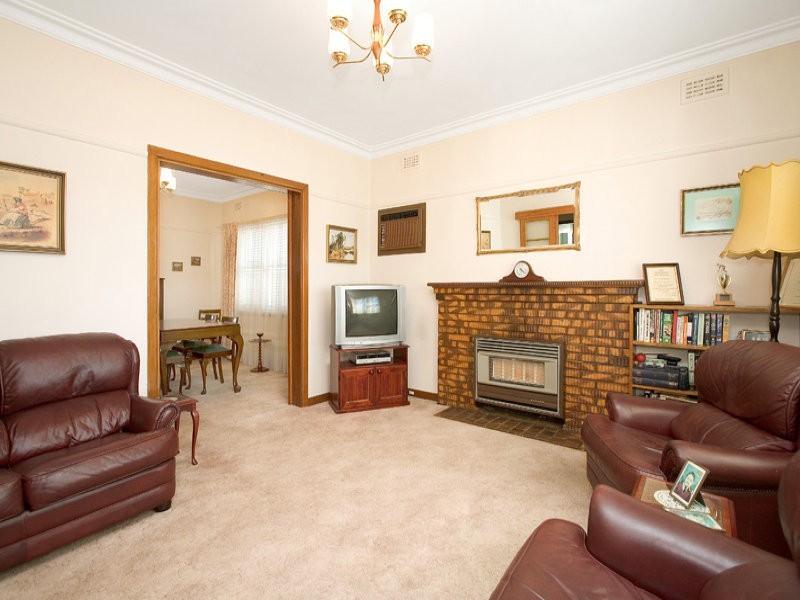 45 Kinsale Street, Reservoir VIC 3073