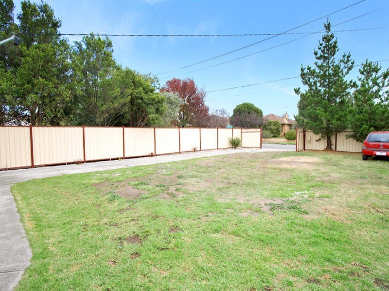 96B Cheddar Road, Reservoir VIC 3073