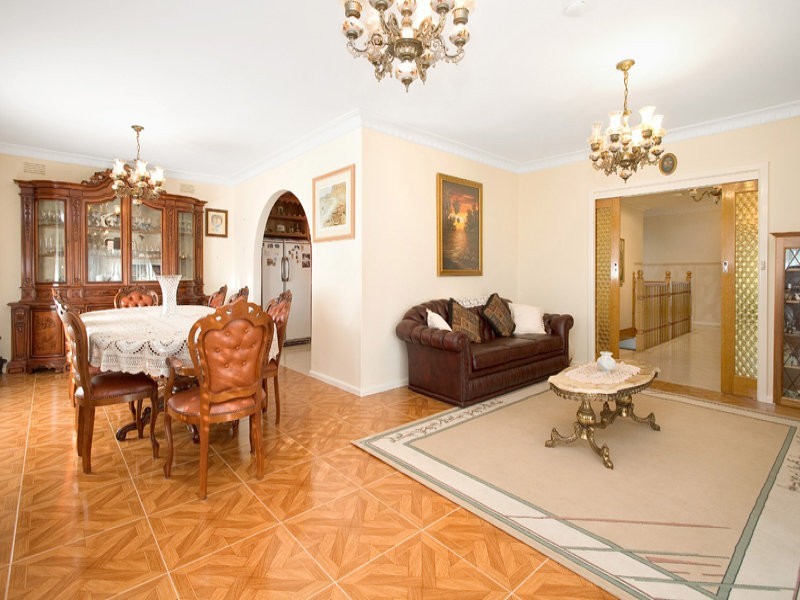 13 May Street, Bundoora VIC 3083
