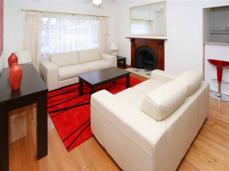 35 Glasgow Avenue, Reservoir VIC 3073