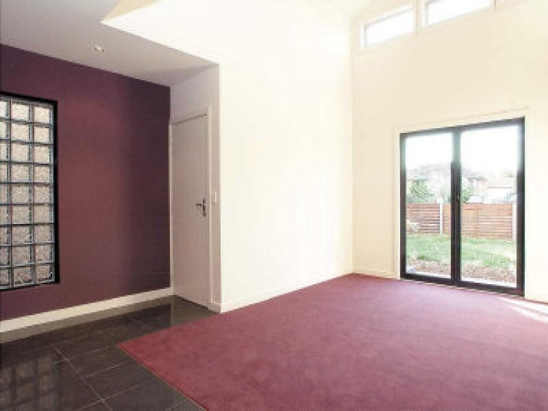 145 Dunne St, Kingsbury VIC 3083