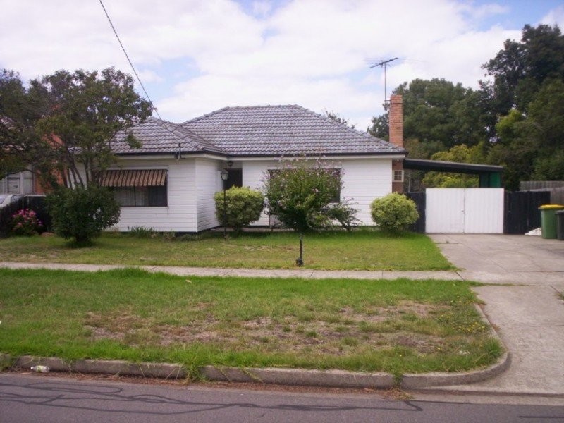 18 Darebin Blvd, Reservoir VIC 3073