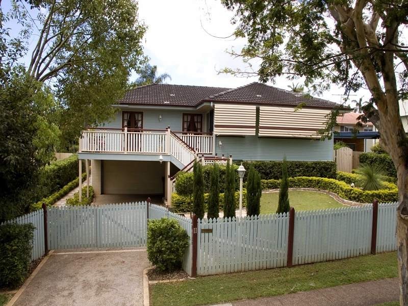 11 Hutton Road, Aspley QLD 4034