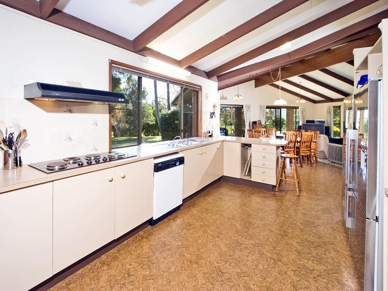 2083 Roghan Road, Bridgeman Downs QLD 4035