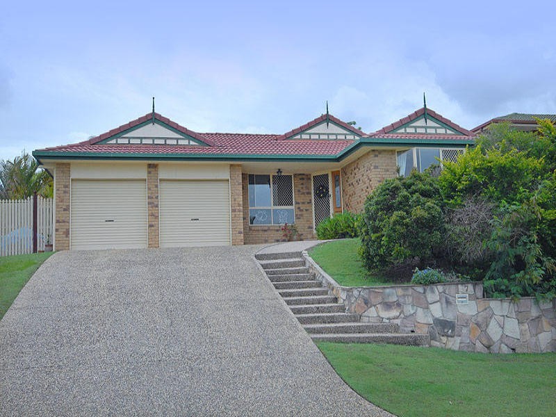 7 Lorenc Place, Bridgeman Downs QLD 4035