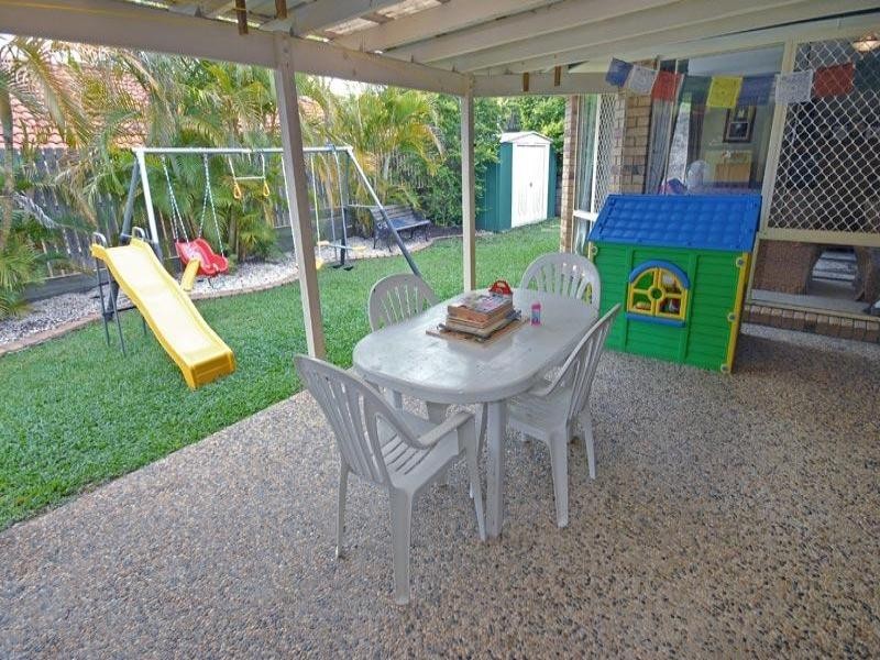7 Lorenc Place, Bridgeman Downs QLD 4035