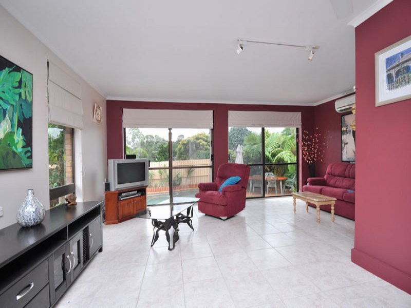 31 Chateau Street, Carseldine QLD 4034
