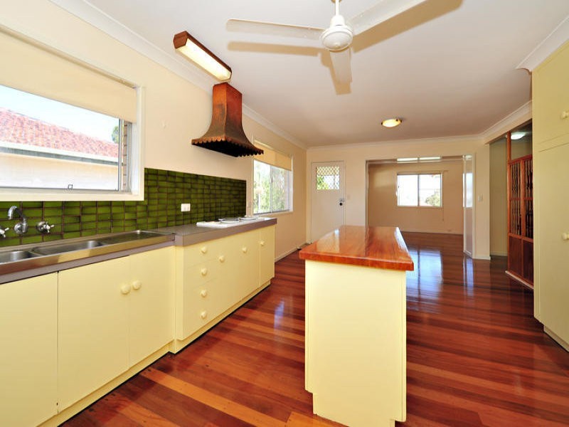 8 Aspleybank Street, Aspley QLD 4034