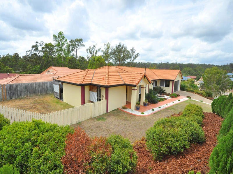 1 Bauple Street, Albany Creek QLD 4035