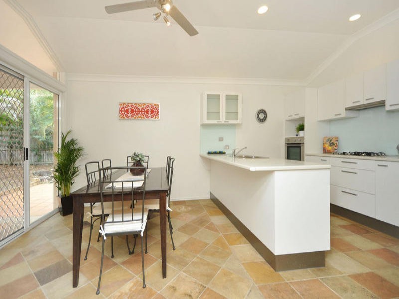 42A Wendon Way, Bridgeman Downs QLD 4035