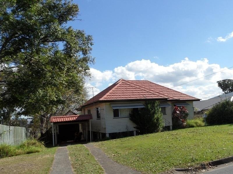 4 Centre Street, Aspley QLD 4034