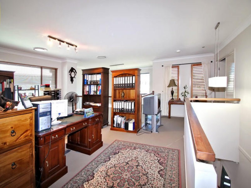 34 Petrie Crescent, Aspley QLD 4034