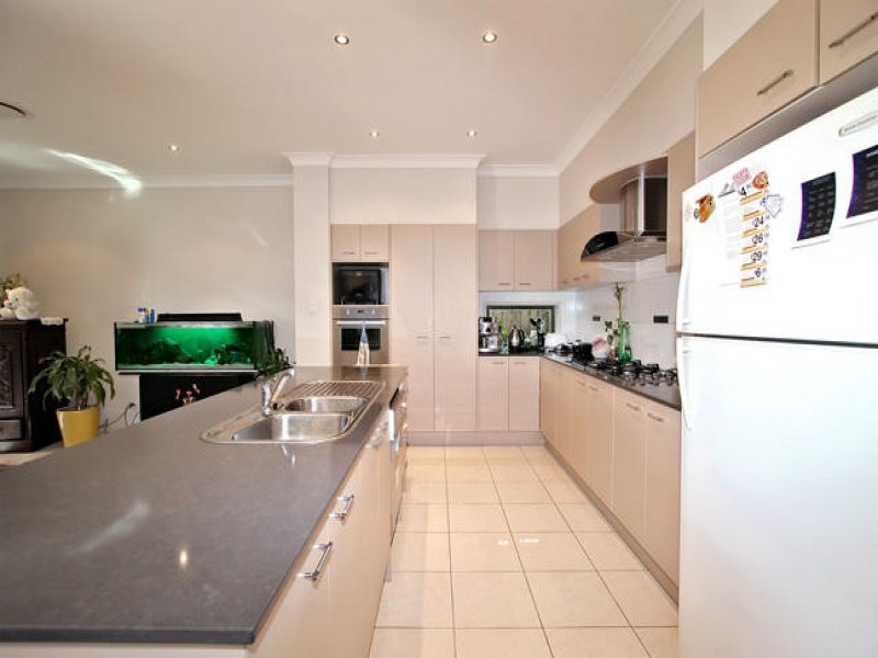 34 Petrie Crescent, Aspley QLD 4034