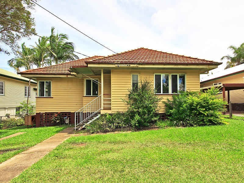 92 Taylor Street, Wavell Heights QLD 4012