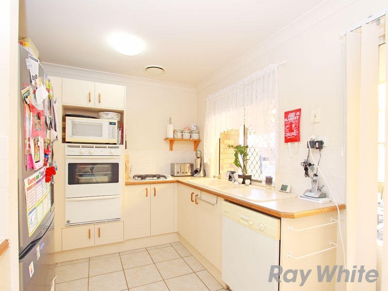 2 Frensham Crescent, Boondall QLD 4034