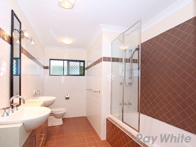 2 Riesling Street, Carseldine QLD 4034