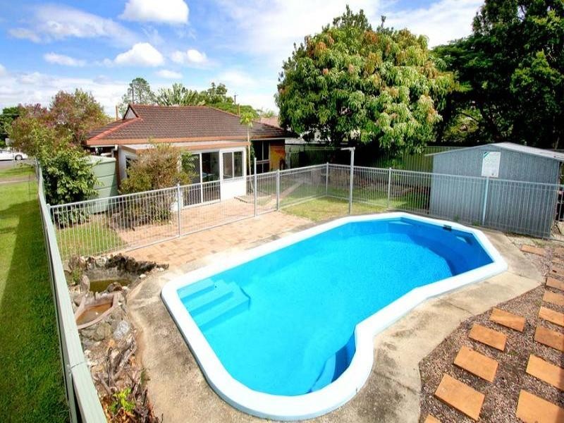 2 Cooyar Street, Aspley QLD 4034