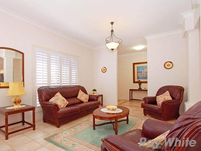 10 Flametree Street, Bridgeman Downs QLD 4035
