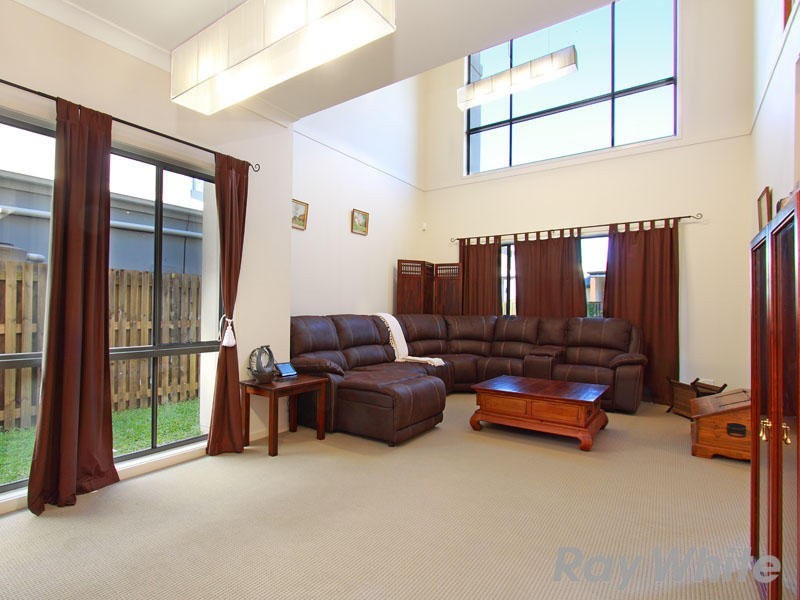 34 Petrie Crescent, Aspley QLD 4034