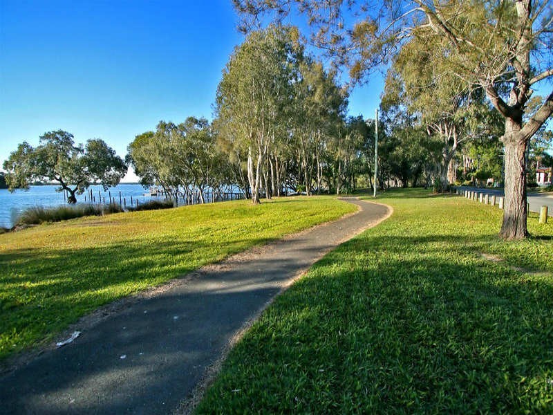 120 Ningi Esplanade ( Adjacent To Bribie Island ), Ningi QLD 4511