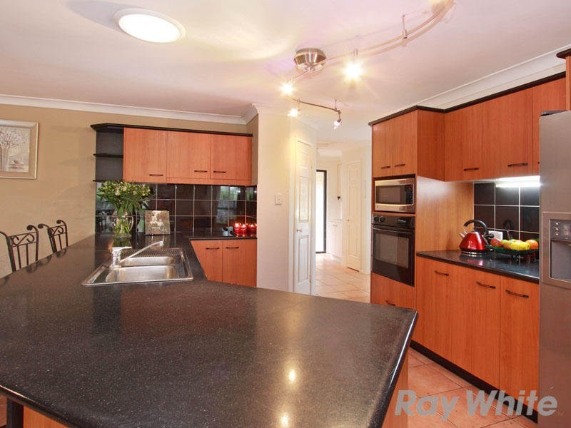 66 Whipbird Place, Aspley QLD 4034