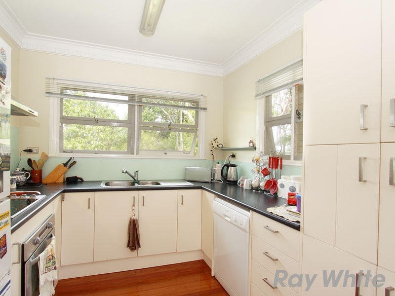 11 Fontayne Street, Aspley QLD 4034