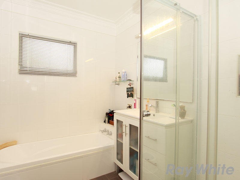 11 Fontayne Street, Aspley QLD 4034