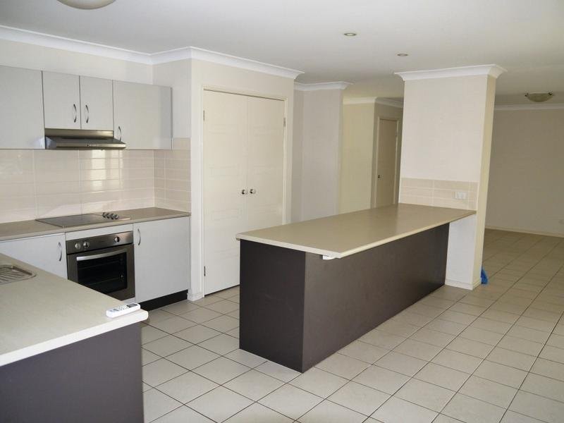 2 Greenway Place, Deception Bay QLD 4508