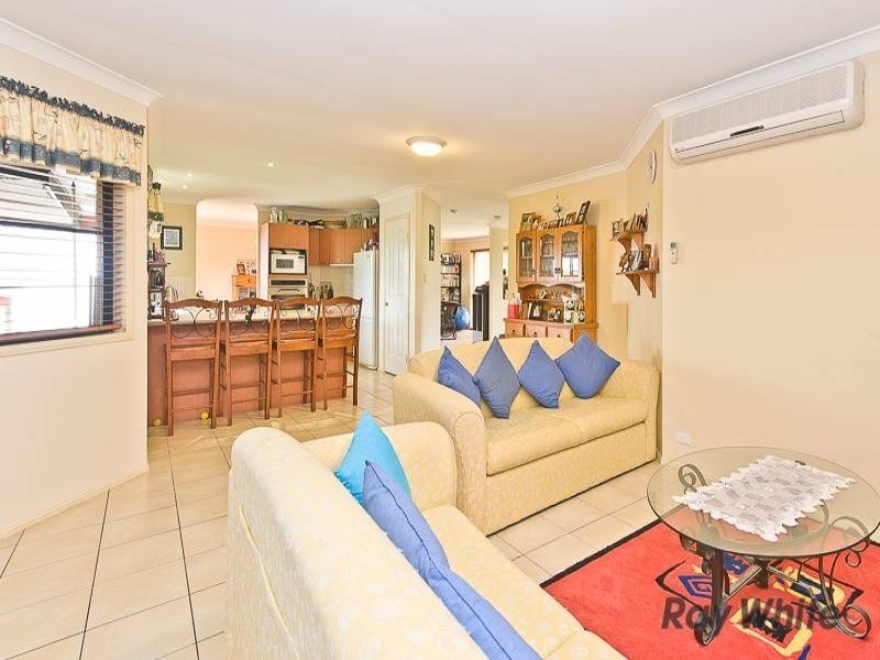 8 Bonsoir Court, Eatons Hill QLD 4037