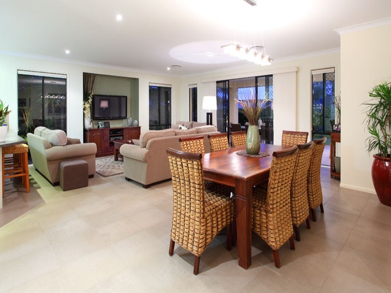 1 Manor Close, Murrumba Downs QLD 4503