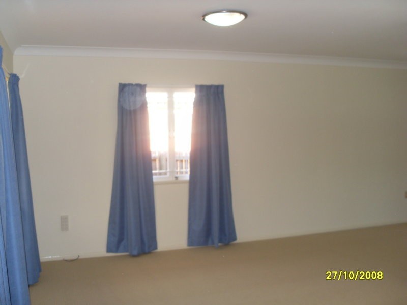 8 Ellerdale Street, Aspley QLD 4034