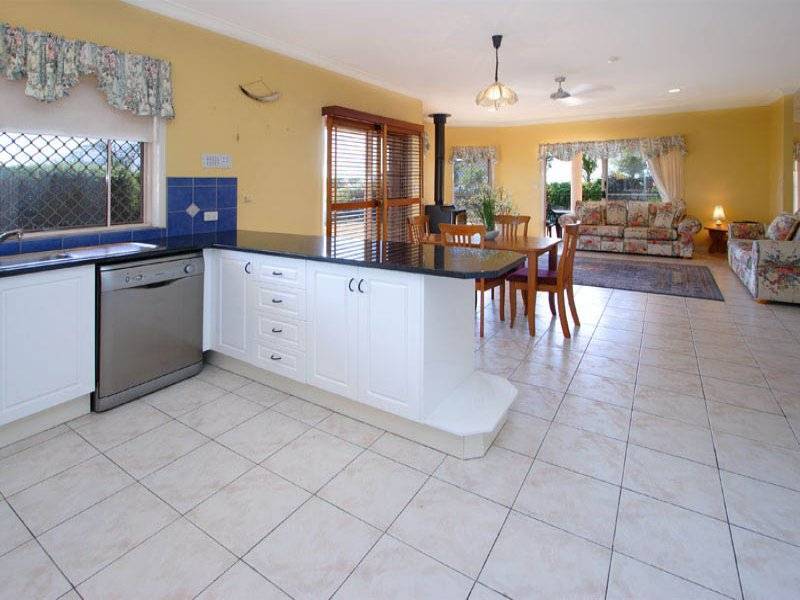 36 Constellation Crescent, Bridgeman Downs QLD 4035