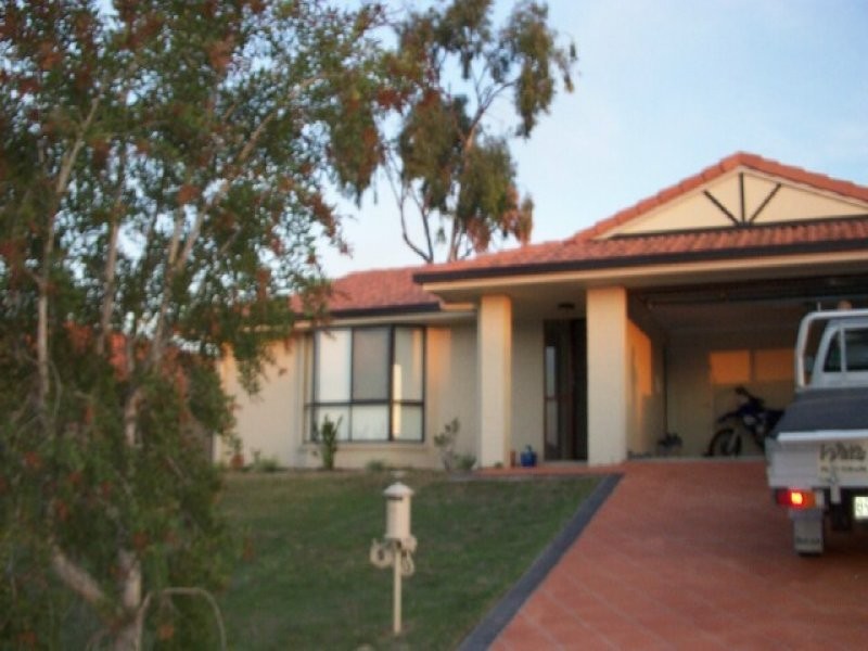 5 Watarrka Drive, Parkinson QLD 4115