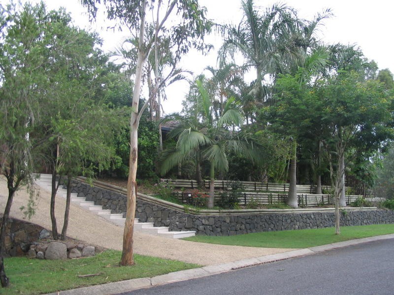 9 Keaton Street, Mcdowall QLD 4053