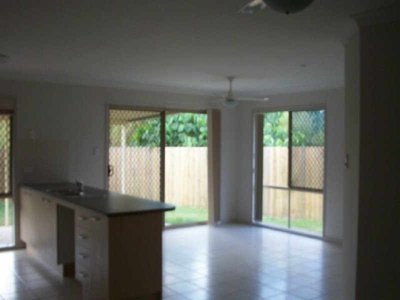 12 Peters Close, Bracken Ridge QLD 4017