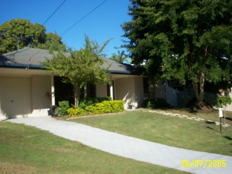34 Ingleston Street, Wynnum West QLD 4178