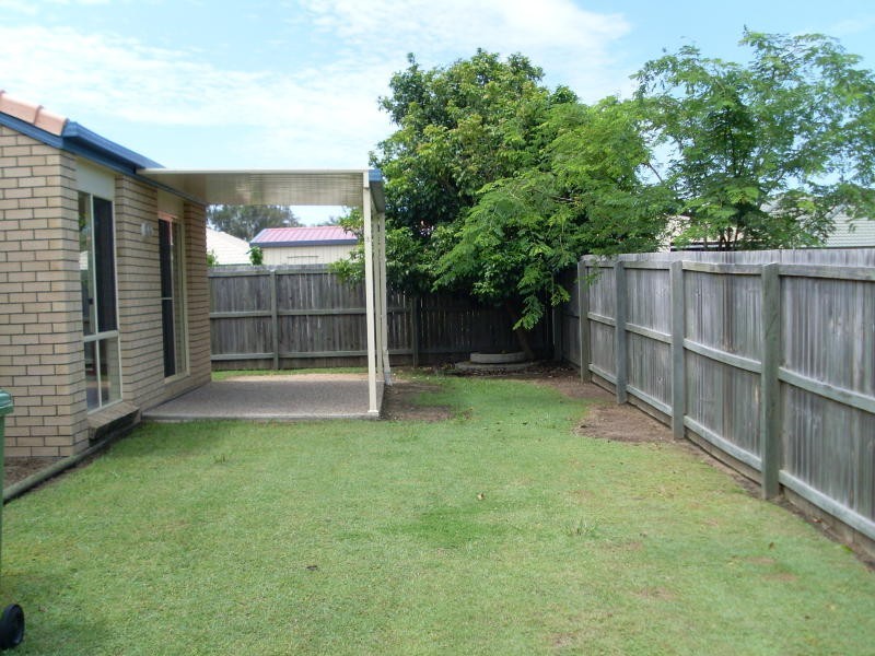 8 Nique Court, Scarborough QLD 4020