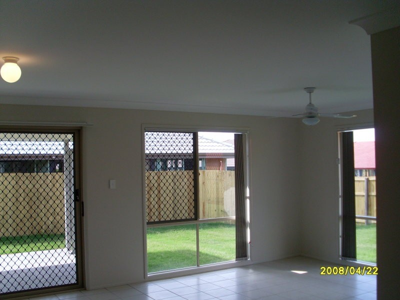 35 Julie Street, Crestmead QLD 4132