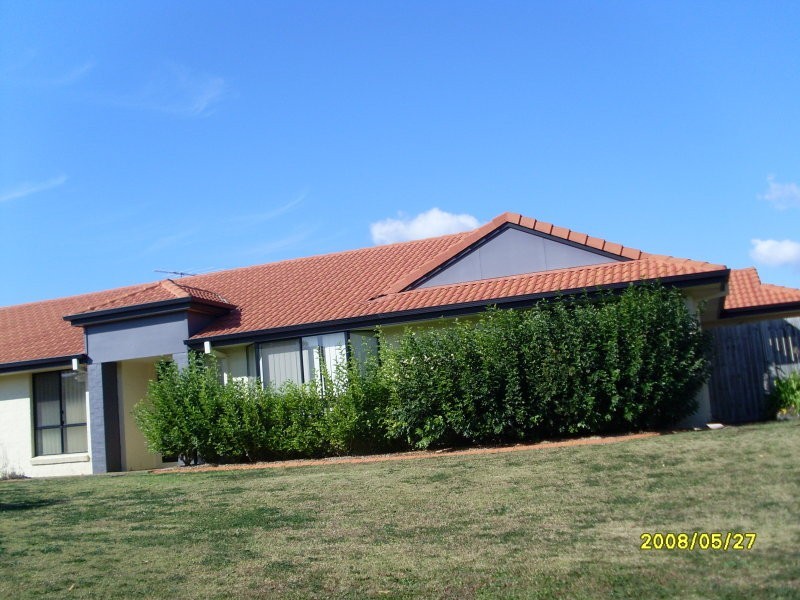 6 Daydream Street, Redland Bay QLD 4165