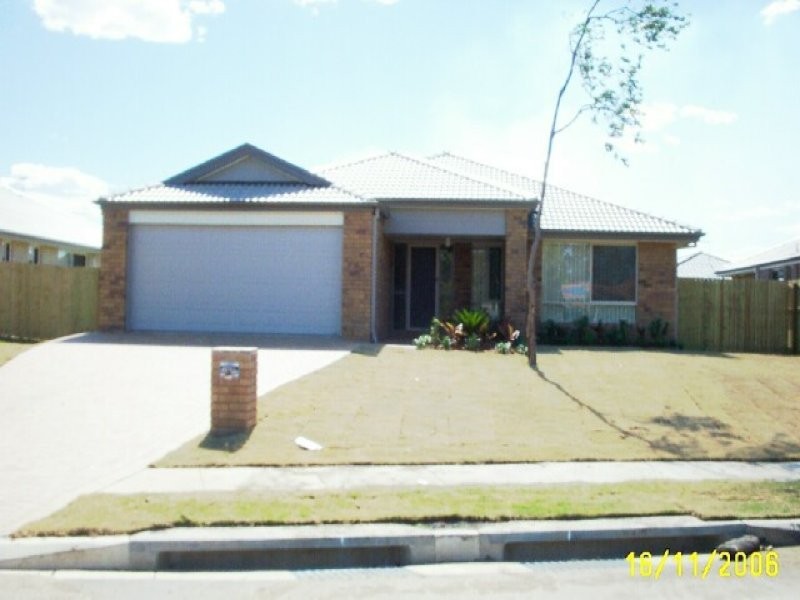 15 Dean Street, Bray Park QLD 4500