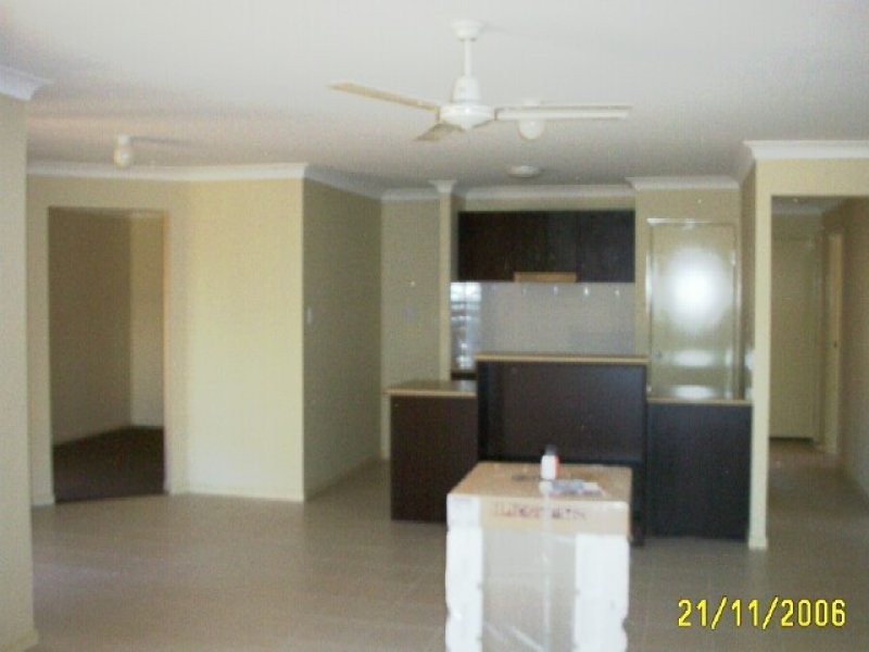15 Dean Street, Bray Park QLD 4500