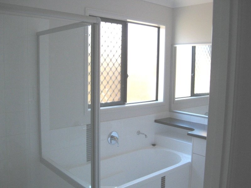 4 Whitlock Drive, Rothwell QLD 4022