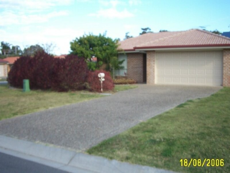 3 Walter Street, Scarborough QLD 4020