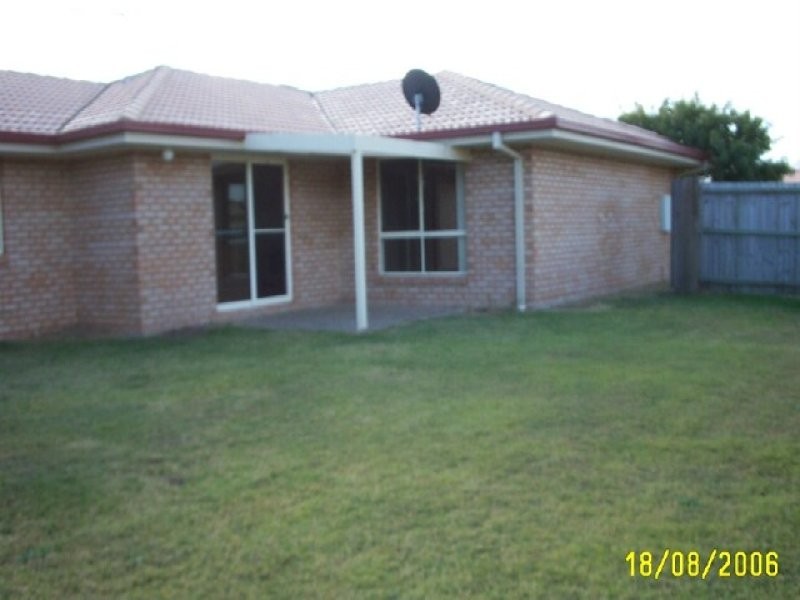 3 Walter Street, Scarborough QLD 4020