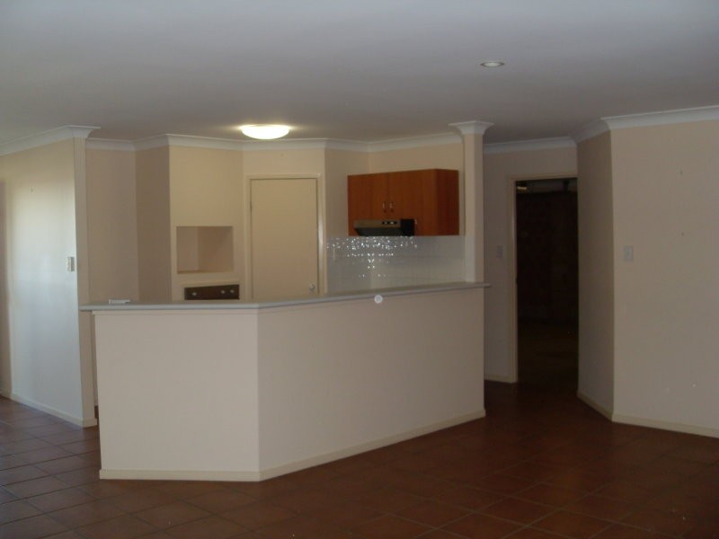 28 Farzana Street, Underwood QLD 4119