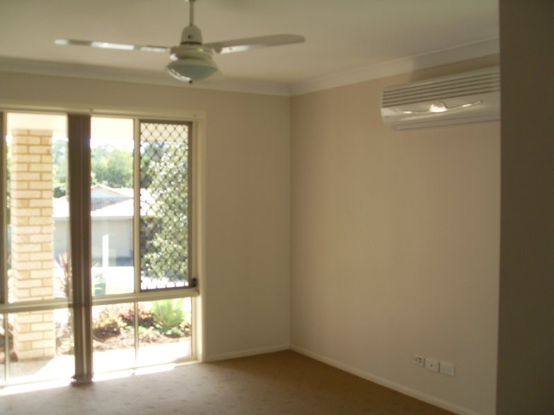 5 Emperor Court, Kallangur QLD 4503