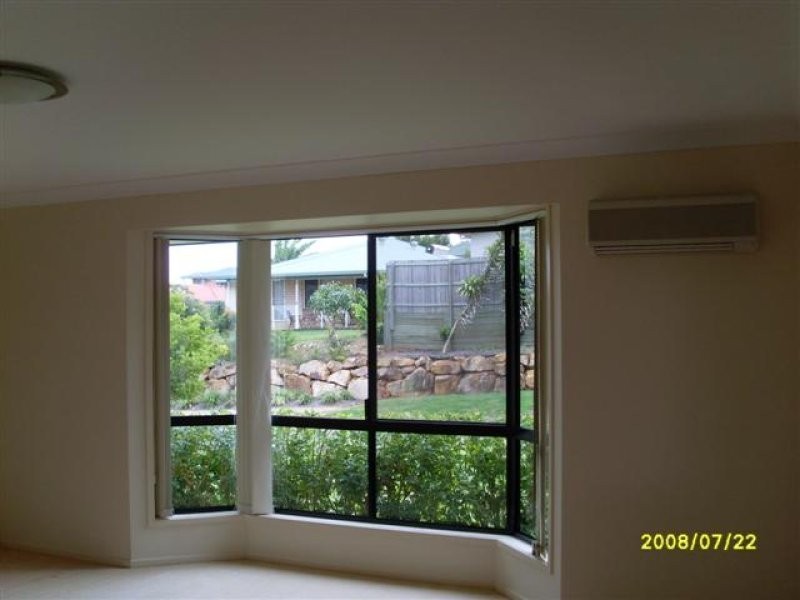 6 Daydream Street, Redland Bay QLD 4165